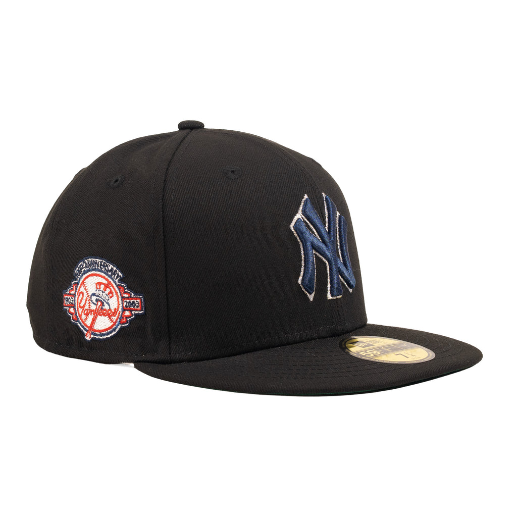 New York Yankees Black/Metallic Blue "Metallic Pack" | New Era 59Fifty Fitted