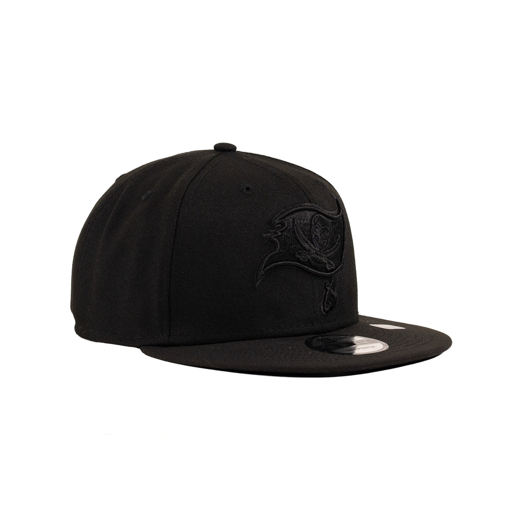 Tampa Bay Buccaneers Blackout "Basic" | New Era 9Fifty Snapback